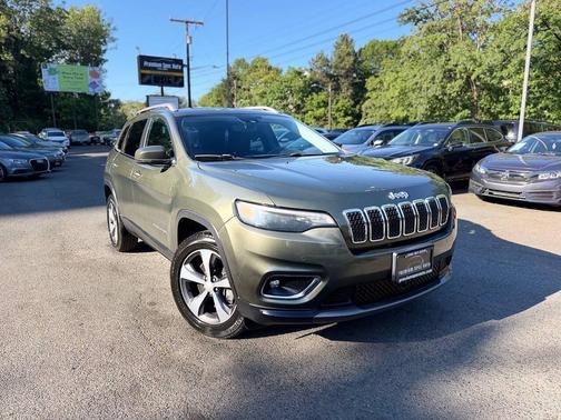 Olive Green Pearlcoat 2019 Jeep Cherokee Limited