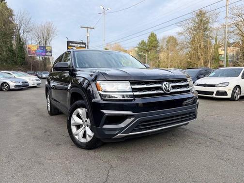Deep Black Pearl 2018 Volkswagen Atlas 3.6L S