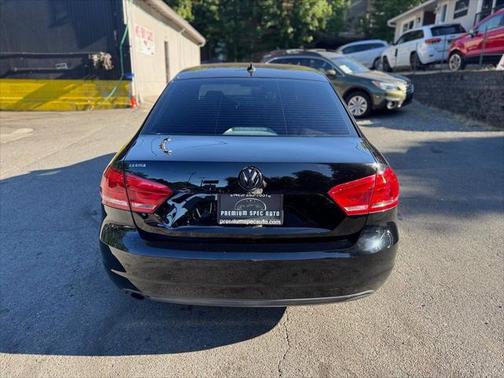 2015 Volkswagen Passat 1.8T S