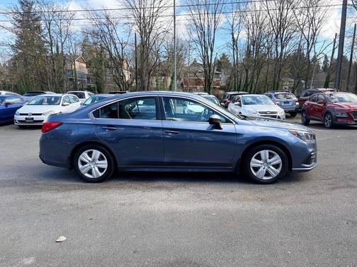 2018 Subaru Legacy Base