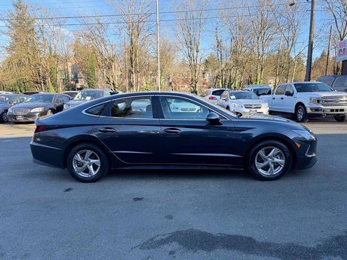2021 Hyundai SONATA SE