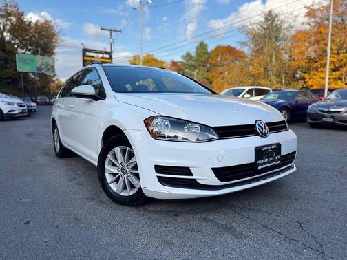 2017 Volkswagen Golf SportWagen TSI S