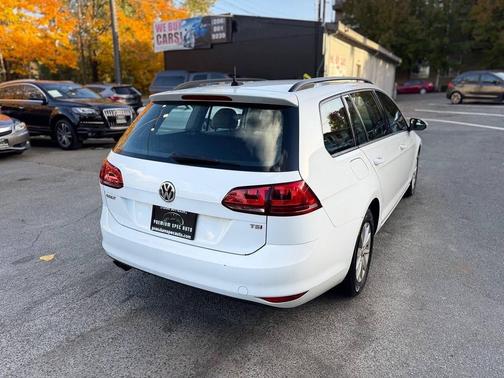 2017 Volkswagen Golf SportWagen TSI S