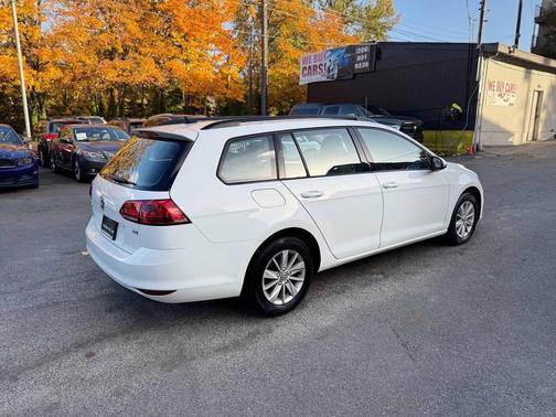 2017 Volkswagen Golf SportWagen TSI S