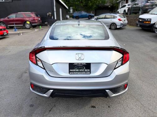Lunar Silver Metallic 2019 Honda Civic EX