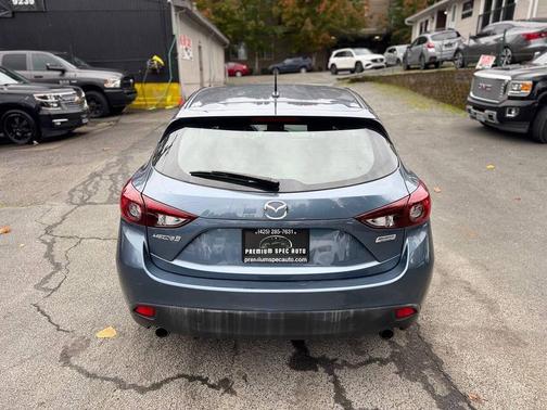 2015 Mazda Mazda3 i Sport