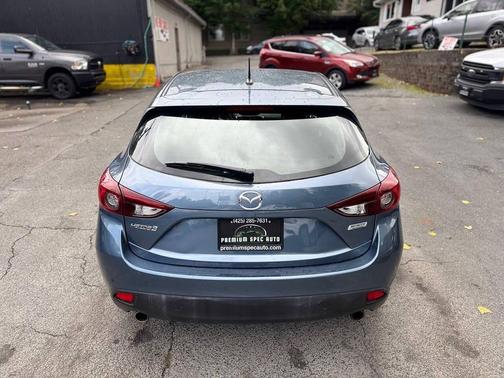 2015 Mazda Mazda3 i Sport