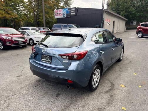 2015 Mazda Mazda3 i Sport