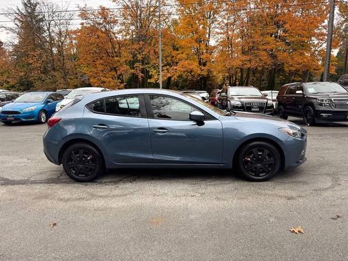 2015 Mazda Mazda3 i Sport