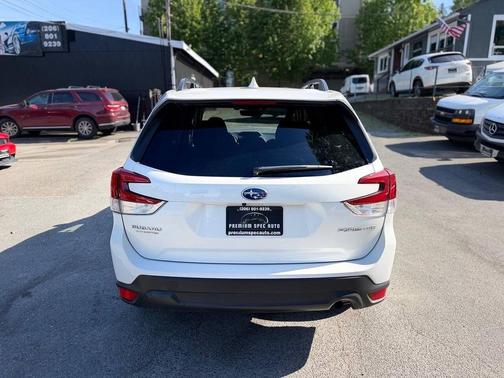 Crystal White Pearl 2020 Subaru Forester Premium