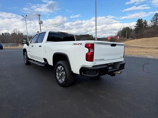 2022 Chevrolet Silverado 2500 Custom