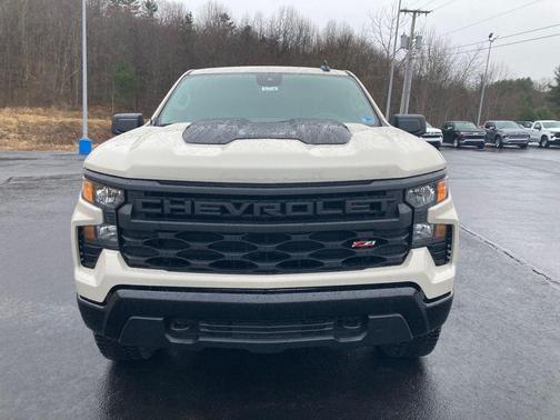 Tan 2026 Chevrolet Silverado 1500 Custom Trail Boss