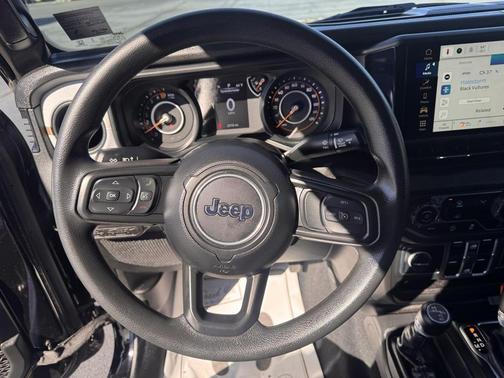 2025 Jeep Gladiator Nighthawk