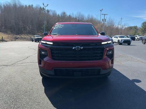 Red 2026 Chevrolet Traverse LT