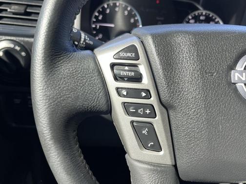 2023 Nissan Titan XD SV