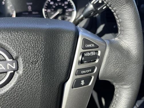 2023 Nissan Titan XD SV
