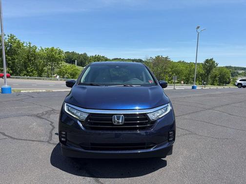 Silver 2022 Honda Odyssey Touring