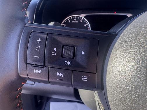 2024 Nissan Pathfinder Rock Creek 4WD