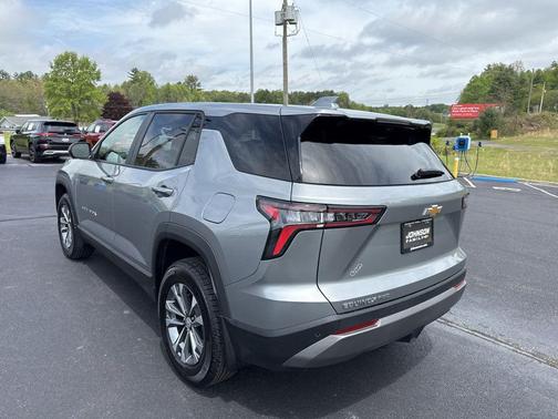 Gray 2026 Chevrolet Equinox 1LT