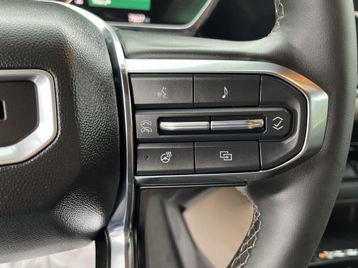 2023 GMC Canyon Denali