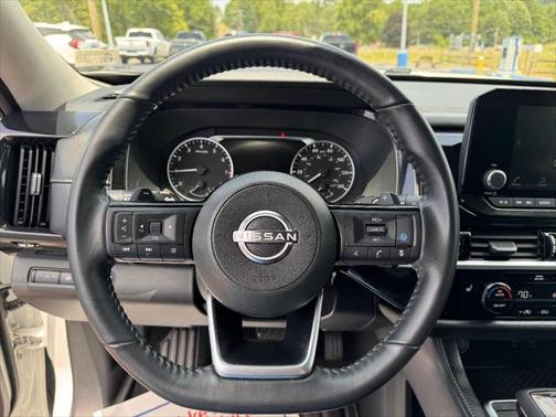 2022 Nissan Pathfinder SV 4WD