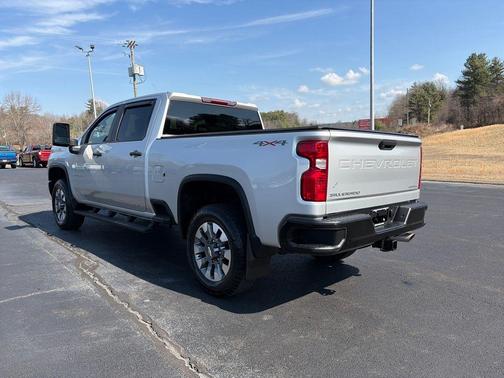 2023 Chevrolet Silverado 2500 Custom