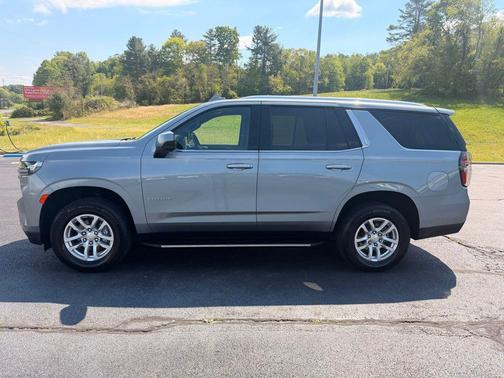 Sterling Gray Metallic 2024 Chevrolet Tahoe LT