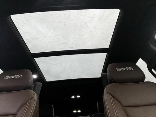 2023 Chevrolet Tahoe 4WD High Country