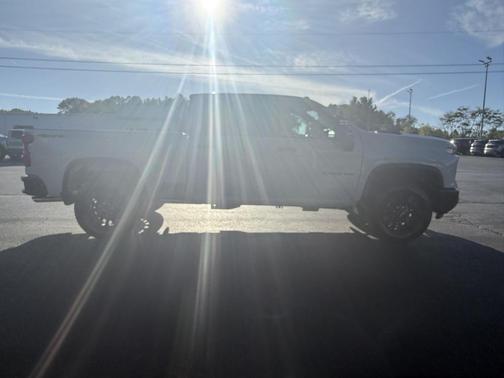2026 Chevrolet Silverado 2500 Custom