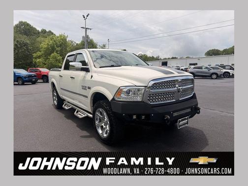 Pearl White 2017 RAM 1500 Laramie
