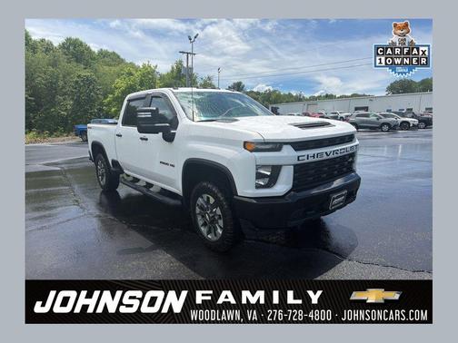 Summit White 2022 Chevrolet Silverado 2500 Custom