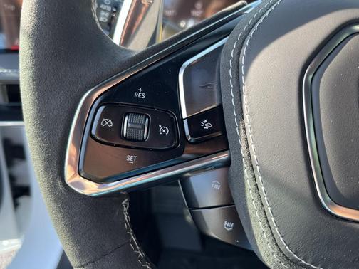 2026 Chevrolet Corvette Stingray w/2LT