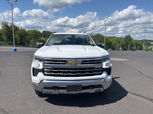 Summit White 2022 Chevrolet Silverado 1500 LTZ