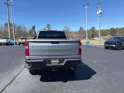2026 Chevrolet Silverado 2500 Custom