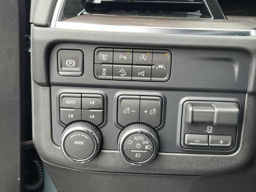 2026 Chevrolet Tahoe 4WD Z71