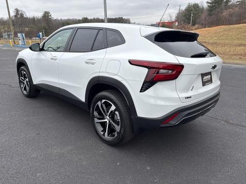 2026 Chevrolet Trax FWD 1RS