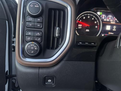 2020 Chevrolet Silverado 1500 High Country
