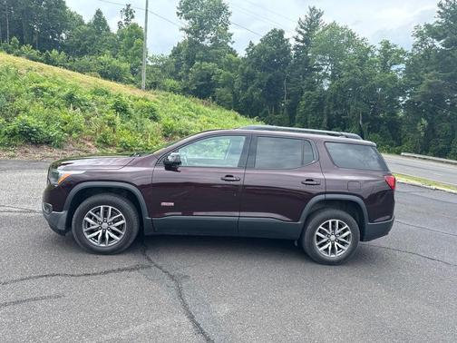 Black Cherry Metallic 2018 GMC Acadia SLE-2