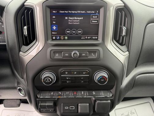 2026 Chevrolet Silverado 2500 Custom