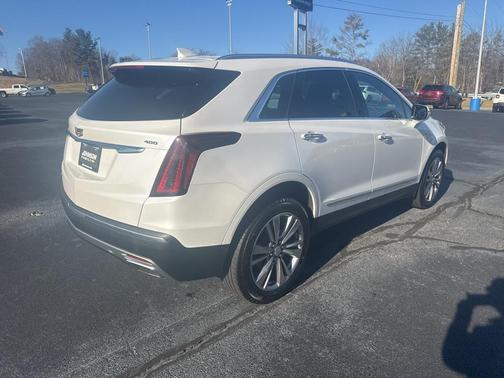 2025 Cadillac XT5 Premium Luxury