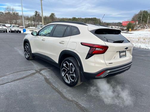 2026 Chevrolet Trax FWD 2RS