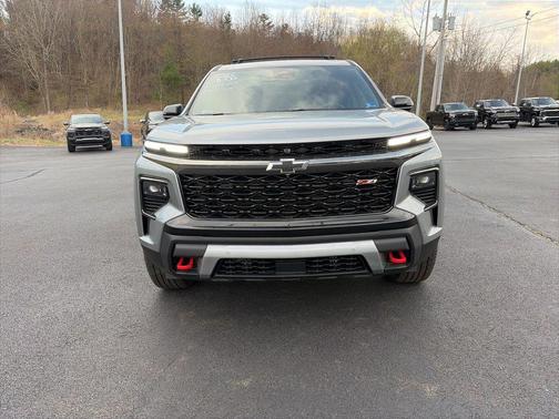 Gray 2026 Chevrolet Traverse AWD Z71