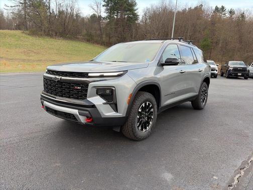 Gray 2026 Chevrolet Traverse AWD Z71