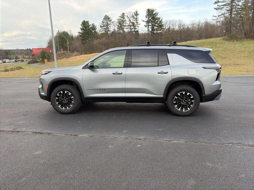 Gray 2026 Chevrolet Traverse AWD Z71