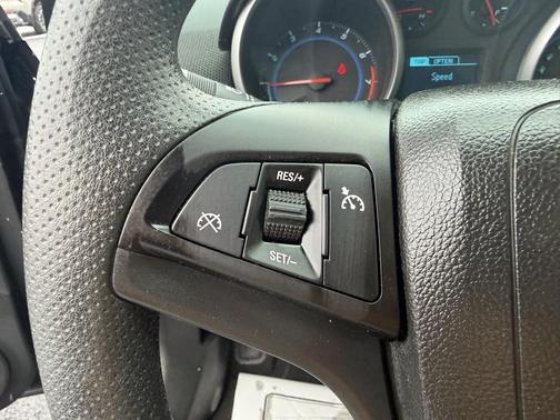 2015 Chevrolet Cruze 1LT