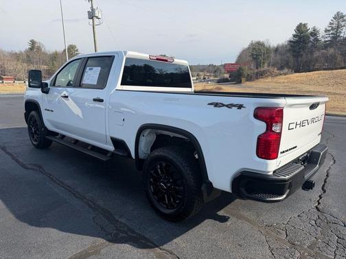2025 Chevrolet Silverado 2500 Custom