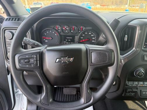 2025 Chevrolet Silverado 2500 Custom