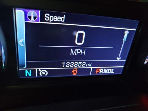 Summit White 2018 Chevrolet Silverado 1500 LT