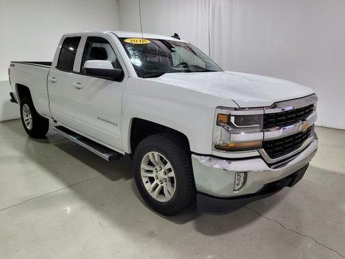 Summit White 2018 Chevrolet Silverado 1500 LT