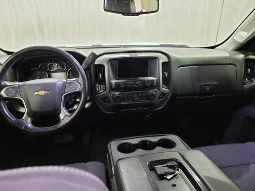 Summit White 2018 Chevrolet Silverado 1500 LT